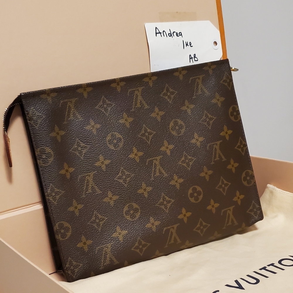 Louis Vuitton Toiletry 26 Pouch